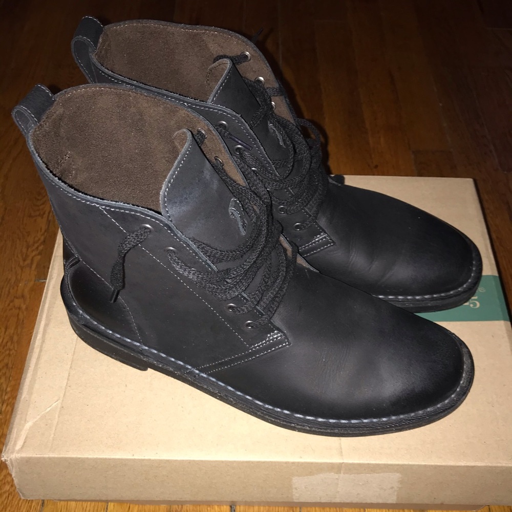 Mens Gap+Clark’s Chukka Ankle Boots